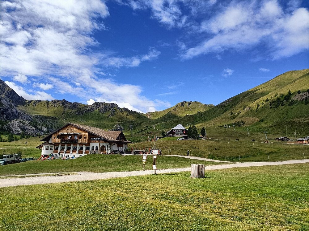 Ciampac ad Alba di Canazei
